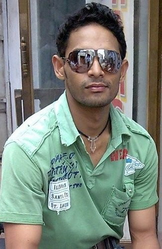 AumentaVisite's profile picture. Sono un esperto di siti internet. Qui su Twitter voglio insegnare come puoi aumentare le tue visite sui tuoi siti Internet.