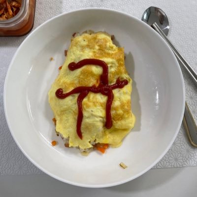 rj___323's profile picture. 이정도면 잘 살고 있다