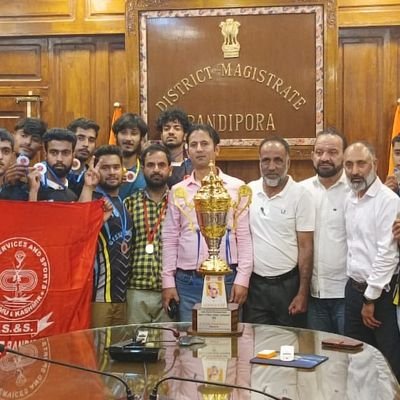 Clubbandipora's profile picture. Official Twitter account of District hockey Bandipora