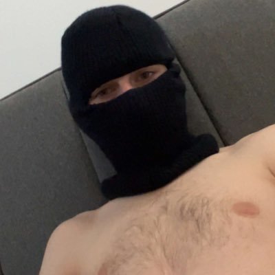 20 Bi Content Creator. DM for collabs M and F or to buy content. https://t.co/7whUai4ziB