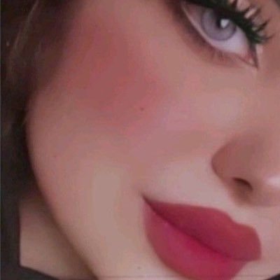rusul_199's profile picture. شخصيةكارتونية اشبه الدمى الصغيرة سقطت في هذا ألعالم سهوًا يمكنك دائمًا اطفائي بكبسة 🕹على القلب college of languages :English