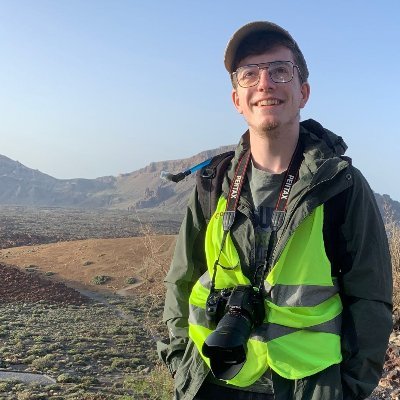 PhD Volcanologist at Bristol. Keen photographer and explorer. Interested in Geology in games. Living with Crohn's disease and an ileostomy.