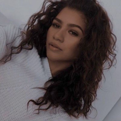 Hi! I’m Amaris, but you can call me Mari! It’s so nice to meet you!