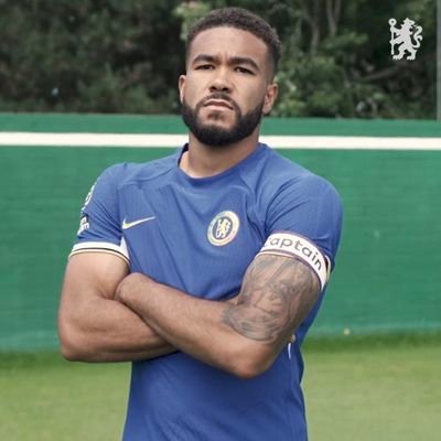 Yung_Man95's profile picture. Chelsea Football Club 💙💯

I AM NOT MY TWEETS 😊