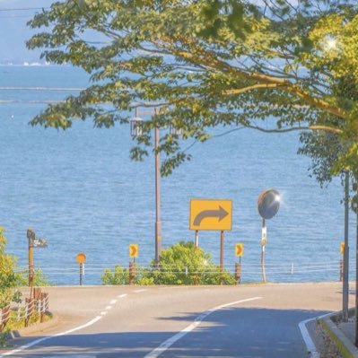 InnerWorkStu's profile picture. một nửa chữa lành, một nửa dung dưỡng