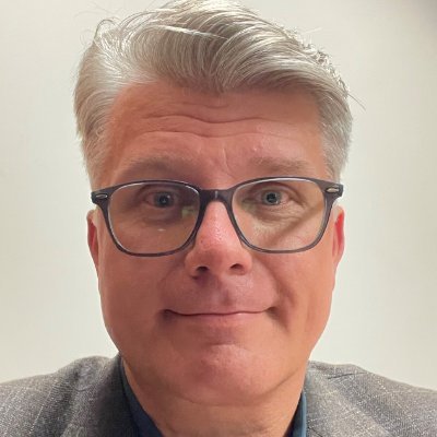 Happily married dad of 3... public servant... Ottawa Senators fan. It doesn't get any better than that. Views are my own. (He/him).