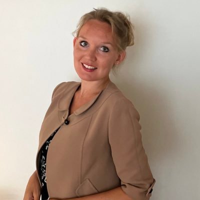 Data protection and privacy lawyer specialised in healthcare and healthtech. Data Privacy Business Partner @MehilainenOy 💚 | Doctoral researcher @HelsinkiLaw