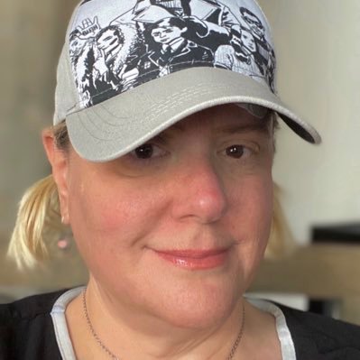 CattoGatto2011's profile picture. I absolutely ADORE Gerard Way!! MCR has been my favorite since 2002.