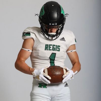 ✞ Eau Claire Regis 2022 Football State Champs 💍 3x 1st team All Conference DB || All-Region DB || 3x Track State Champion|| Contact-715-379-3551