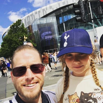 Father. London. #thfc sufferer. Amateur darts player. Tweets not to be taken too seriously.