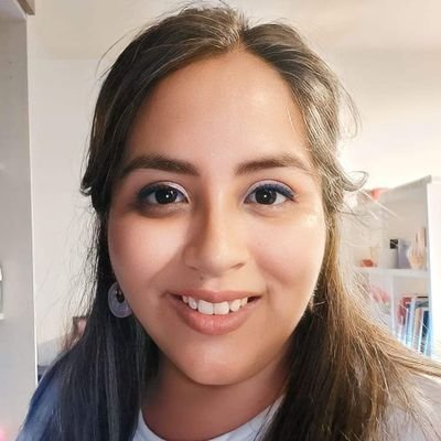 Hola! soy Mel Ojeda, cómo growth marketing manager estoy para apoyarte a crecer con estrategias para impulsar tu negocio en los diferentes canales digitales.