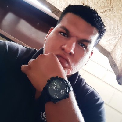Fanático del Basquetbol y del Buen Futbol! Yo No decidí nacer en Ecuador... Sólo fue cuestión de Suerte!