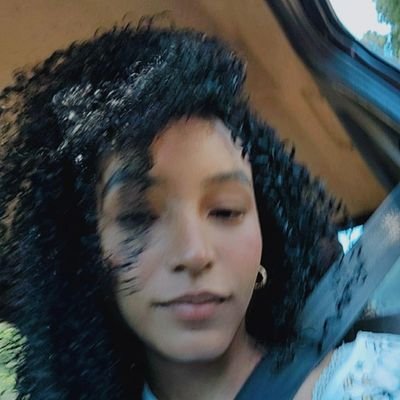 AndressaLaisla's profile picture. hi