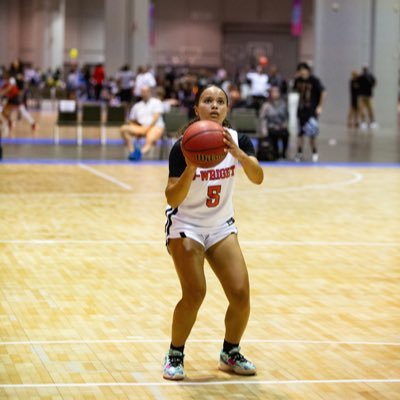 5’6 PG/SG | Bartlett High School #2| #5 Team B-Wright ‘24 | Memphis, TN| GPA- 4.36