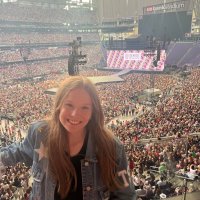 Ava ~ eras 6/24 (@avaswift89) 's Twitter Profile