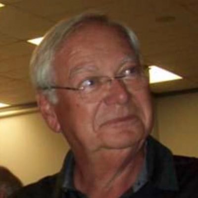 pool55140's profile picture. 