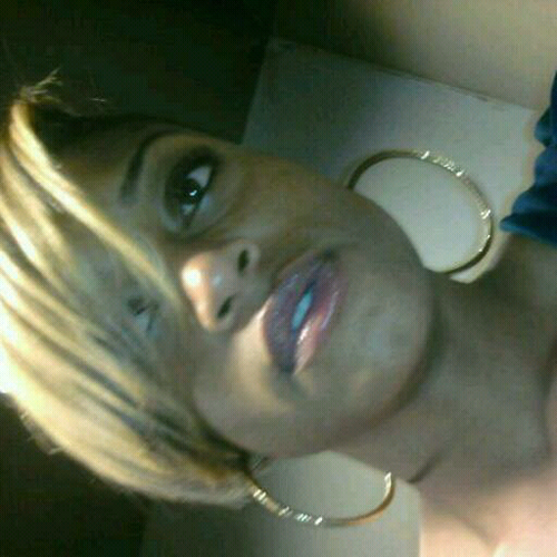 ThatIsTrueee's profile picture. They always tell me nobody's working hard as you and even though i laugh it off man its probably true #AmbitiousGirl go HARD or go HOMELESS ︻╦╤─ °•°•°