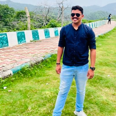 mihir1501's profile picture. GUNI(food tech) {Bhailu😉} 👻:mihir1501