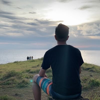 liaoyixing4398's profile picture. 公176體73  婆160