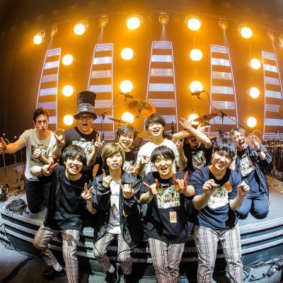 Official髭男dism大好き人間です(高校生)
髭団員歴8年目突入!!
歌うことが大好きです🫠🫠
とりあえずカラオケ行きたい毎日🎤🎶
はやくライブいきたい!!!!!!!