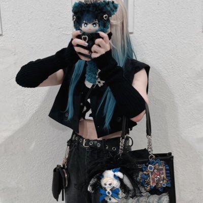 natiti09's profile picture. 20↑┋bll┋enst┋本誌┋腐»夢┋同・他担◎┋お取引┋