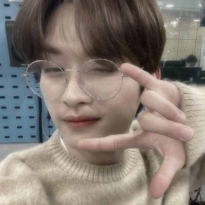 ㅈ ㄴ•
She/her •
Dancer •
Just Keep Breathing •
♎ L i b r a •
✧◝(⁰▿⁰)◜✧ Lee Know biased✧◝(⁰▿⁰)◜✧•
저기요 누나 혹시 남자 친구 있어요?🤗 •
