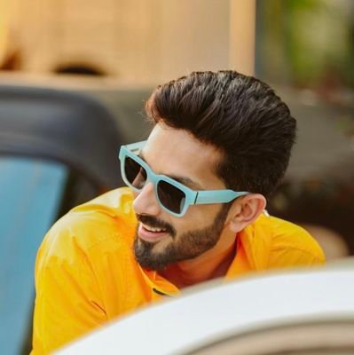 VijayPbvk's profile picture. 