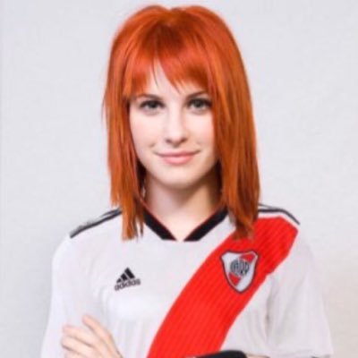 Hincha de River y Paramore, como Hayley Nichole Williams. Community Manager en @CoinWLATAM - Organizador @ParamoreFestARG