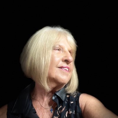 TheBon12's profile picture.
