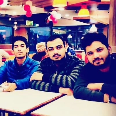 c0640a52605545e's profile picture. In love with stand up comedy and nougat