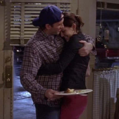 when you can show yourself to them, when you stand in front of them bare and their response is 'you're safe with me'- that's intimacy.💌daydreamer gilmore girls