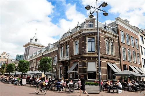 Stempels is een historische plek in het monumentale hart van Haarlem, waar u gezellig en lekker kan eten en drinken, feesten geven, vergaderen en overnachten.