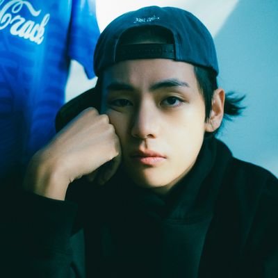 32 • ARMY 💜 • OT7 • Here for BTS 💜• Soft spot for Taehyung 🐻🐯