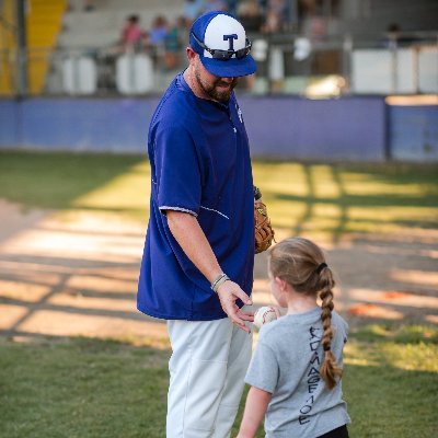 Coach, Teacher & Owner of Swing Angry LLC ⚾️🥎 private hitting instruction and team consulting | Luke 1:37 #SwingAngry #DamageMode link 👇