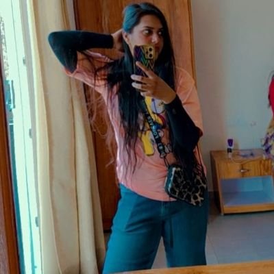 ......💞😅I try not to laugh at my jokes, but we all know I’m hilarious......😂
lucknow 😉
instagram handle @pranjali_23__