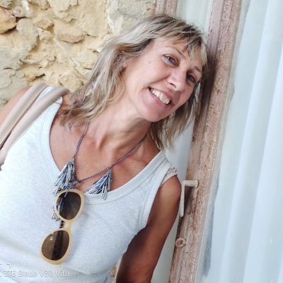 PinaPitari's profile picture. “Trovo interessanti le contraddizioni, le debolezze, i sentimenti contrastati, l’incertezza, ciò che agisce in noi in modo Inconsapevole ...”