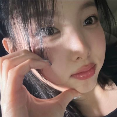 yoonayeoncart Profile Picture