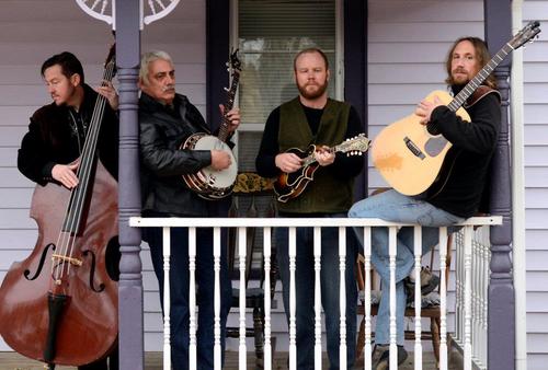 Original. Unique. On top of the beat. Southern Bluegrass transplants to the west. http://t.co/JCH8ZiKcyw