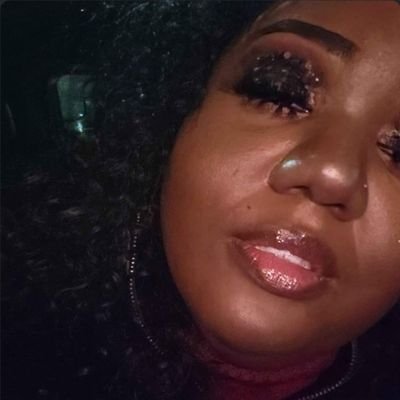 ItsTiaTiaBaby's profile picture. Jack of All Trades;
Nail tech
Stylist
Truck Driver & Content creator