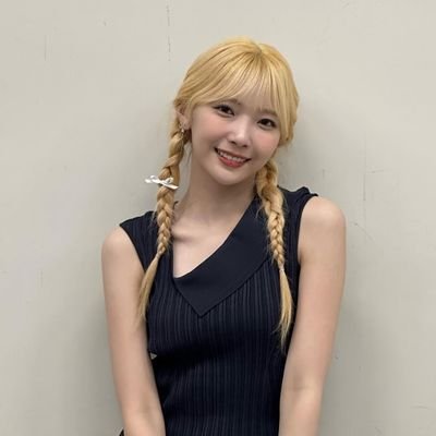 NiziU_Mayuka Profile Picture
