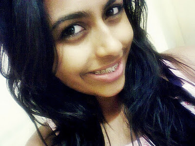 Sou de #Gêmeos,simpática,chata quando preciso,e amo amr a quem me ama.