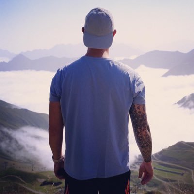 Joie et bonne humeur dans la limite des stocks disponibles.