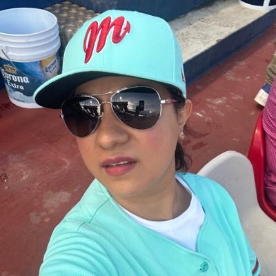 Cada viaje es una nueva aventura ☀️👜✈️👒, me encanta ❤️el Beisbol ⚾️ y siempre apoyando a los Pingos 👏🎶🎉💕✌️🍀🎁disfruto a mi familia y amigos😊🍭🍹☕️🍎