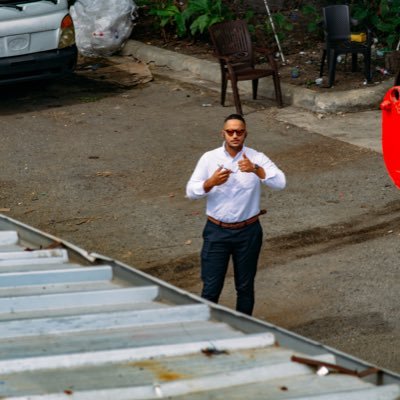 JesusJaquez27's profile picture. Es mejor fracasar intentando triunfar que dejar de triunfar por temor a fracasar.