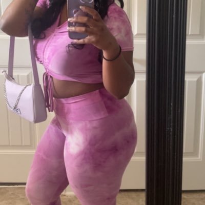 PiscesGoddess32's profile picture. tribute $25 for a response Cash App #findom #brat princess# pillow princess #dom#moneydrainer send tribute and I’ll be there for torture 🌈 SC girls message me!