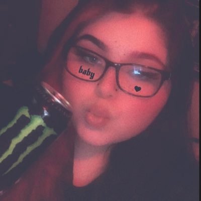 callmecaitlin17's profile picture. Bpd bitch ✌️
