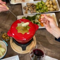 Fondue Canada(@FondueCanada) 's Twitter Profile Photo