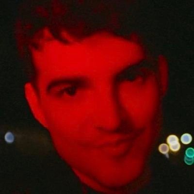 eu sou o jão, essa é a minha banda e essa eu fiz pro nosso amor.
ela/dela