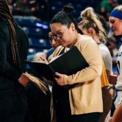 @TulsaWBB Assistant Coach. '21 @gatorswbk & '15 Ryerson alum. #BYOB 🇨🇦 🇵🇭