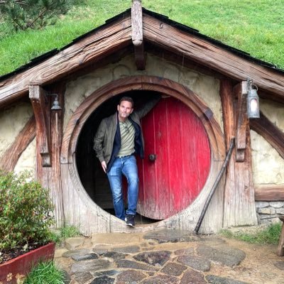 Invested in Xpektor, Acconeer, SHT, Cantargia and Viaplay. Passionate about my dogs, hens, Def Leppard and Djuuuuu!